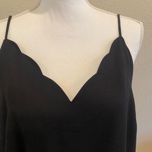 Halogen Black Scalloped Women's Top Size Xl - Picture 2 of 3